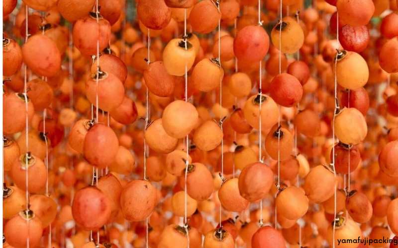 Tại sao hồng treo gió dễ hỏng nếu bảo quản thông thường?