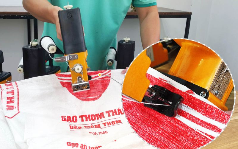 Ảnh thực tế may chỉnh chỉ máy may bao gạo